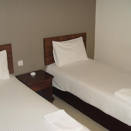 Jb City Hotel Johor Bahru Phòng bức ảnh